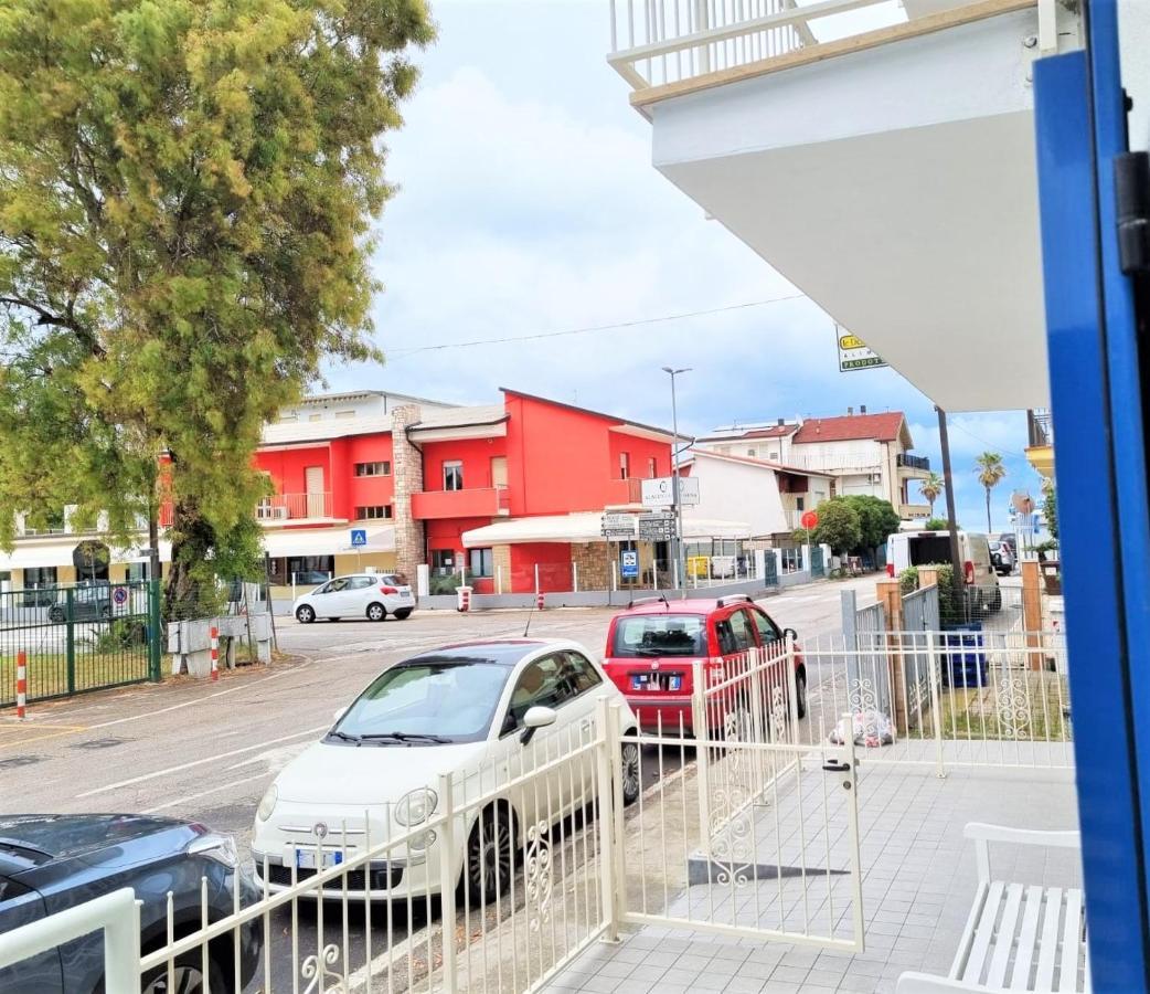 Appartamenti Smeraldo Lido di Fermo Ngoại thất bức ảnh