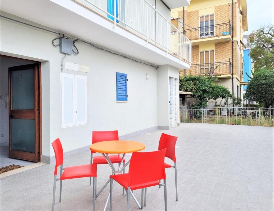 Appartamenti Smeraldo Lido di Fermo Ngoại thất bức ảnh
